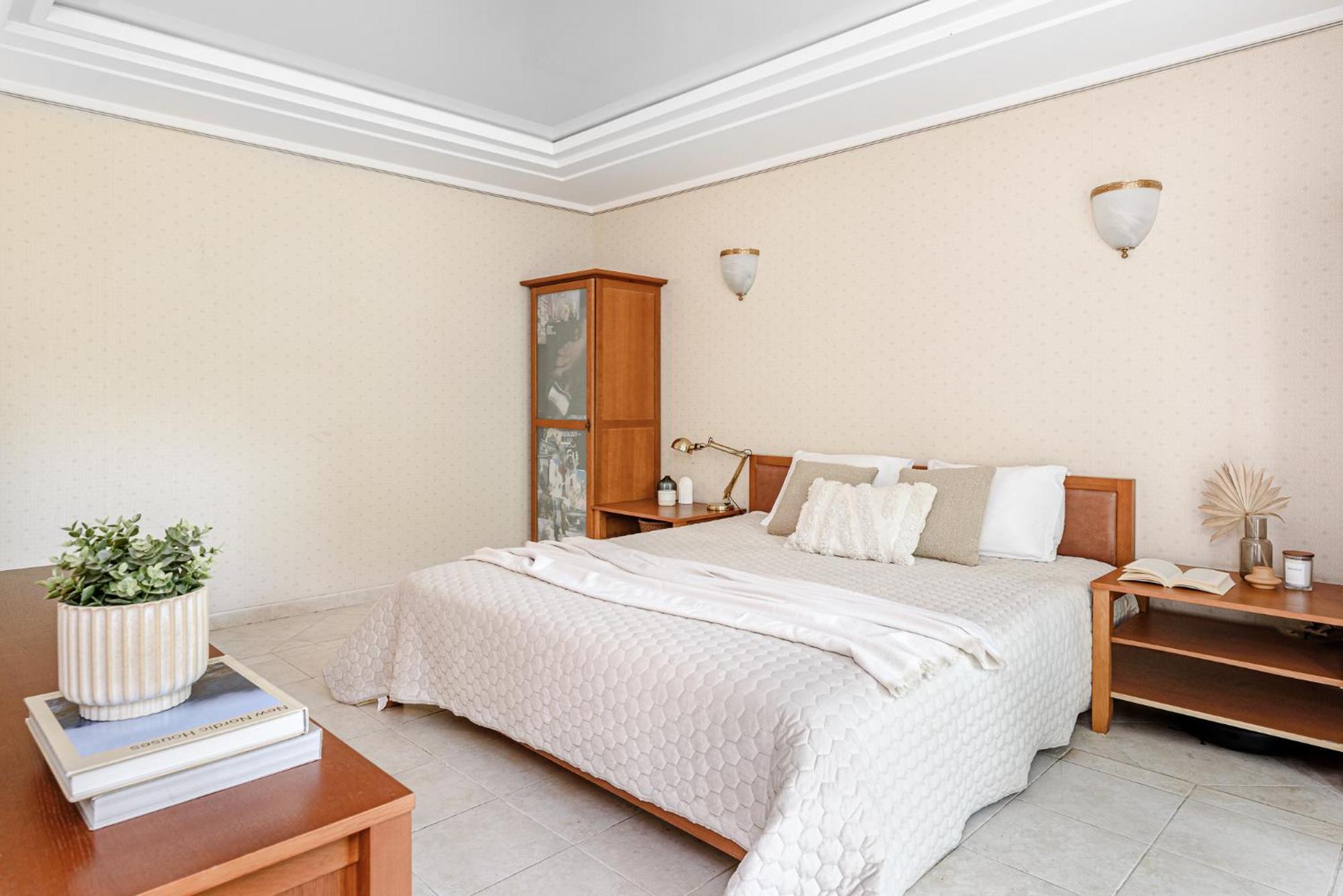 Jacuzzi Apartments X Free Parking X Self Check-In 24X7 By H&H VNO Dış mekan fotoğraf