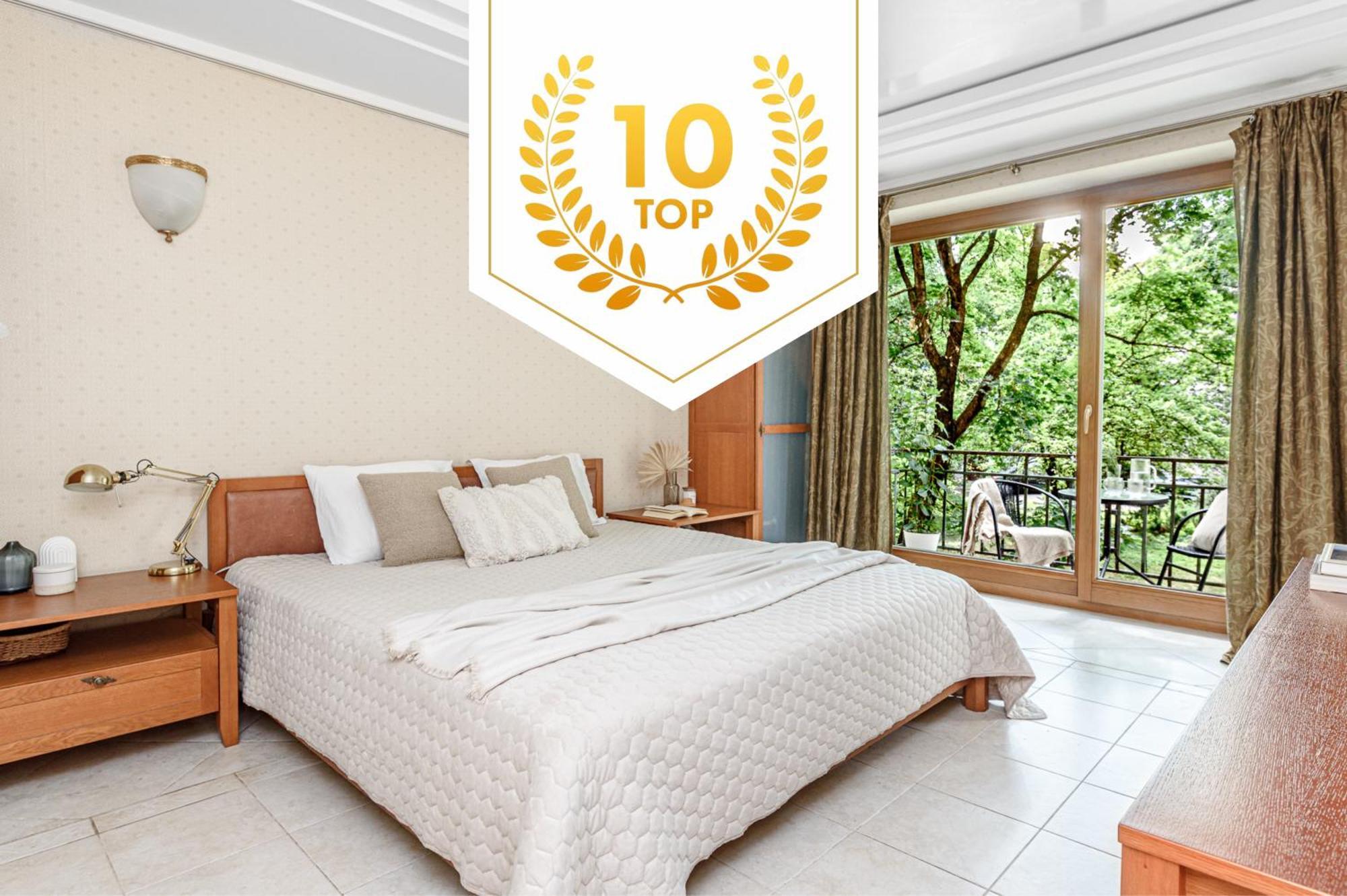 Jacuzzi Apartments X Free Parking X Self Check-In 24X7 By H&H VNO Dış mekan fotoğraf